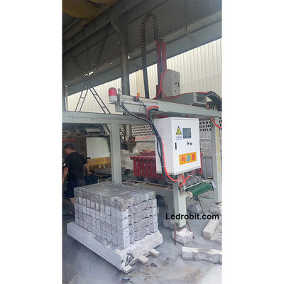 Elektryczny system automatycznego ładowania i rozładunku machineów do magazynów