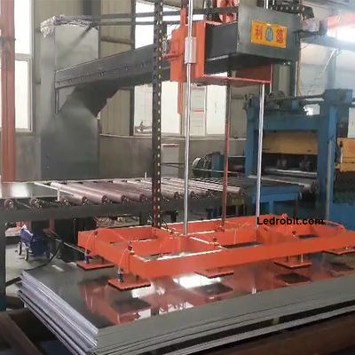 Wyświetlacz LCD Obrownik płytki aluminiowej Serwo silnik System ładowania rozładunku przenośnik